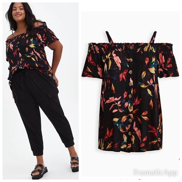 torrid Tops - NWT TORRID Black Smocked Cold Shoulder Leaf Print